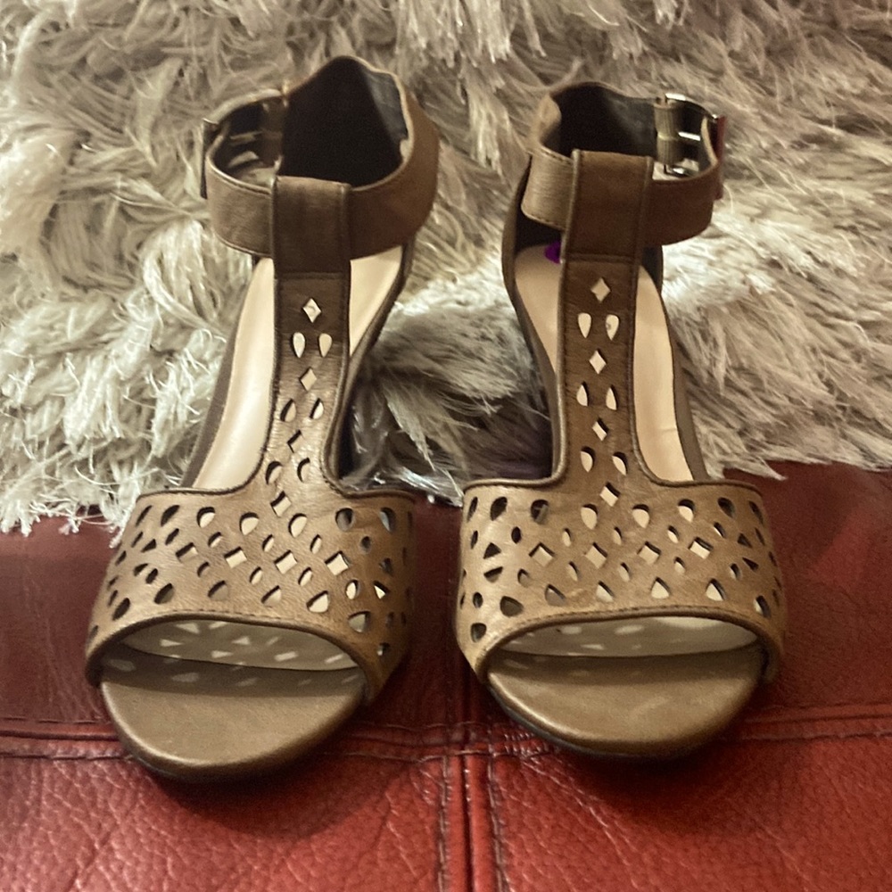 Franco sarto stress leather sandals with heels